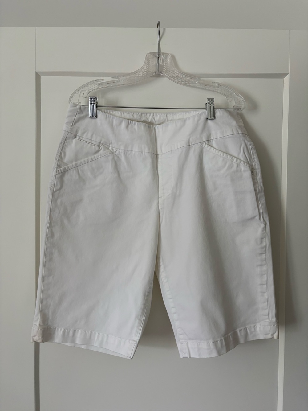 Jag Jeans White Bermuda Shorts
